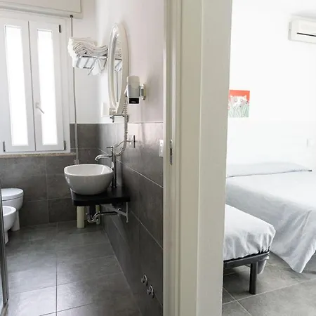 Eugenio Hotel 2*